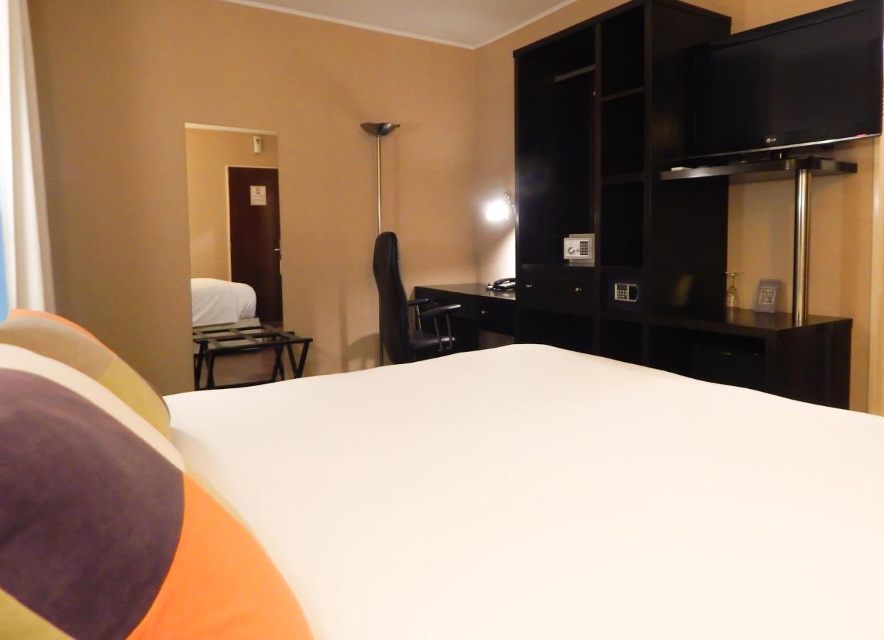 Ribera Sur Hotel Buenos Aires Exteriör bild